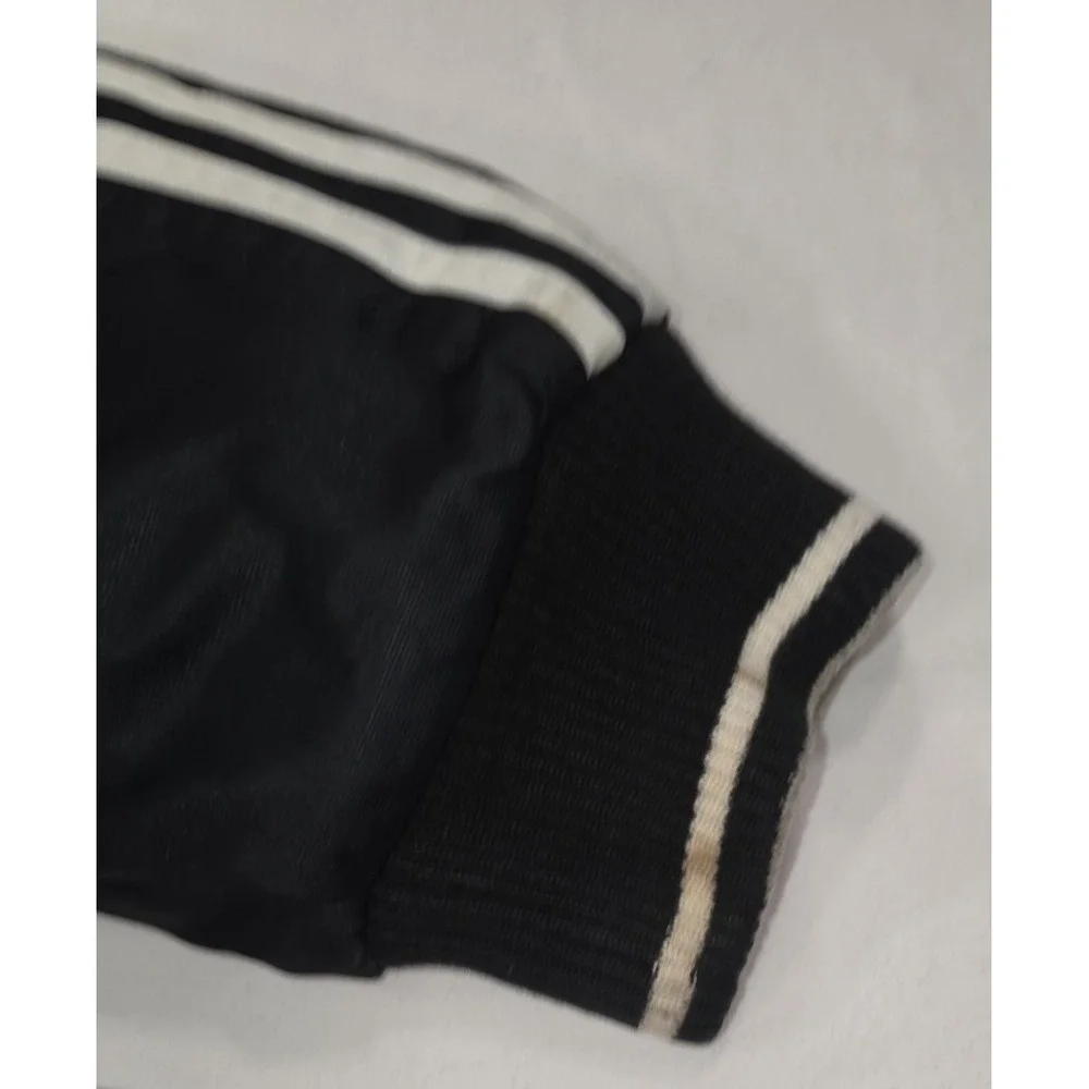 Vintage 90s/2000s Y2K Adidas Insulated Hooded Windbreaker Jacket – Men's Black